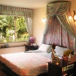 deluxe_room_2