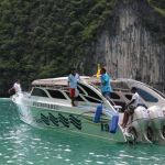 big_speed_boat