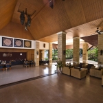 2010-lobby-check-in-lr