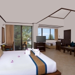 2010-room-standard-family-lr