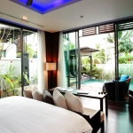 re_pool-villa-bed-room-1