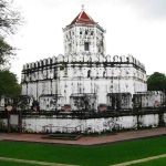 52167_14062015360019952025_800x600