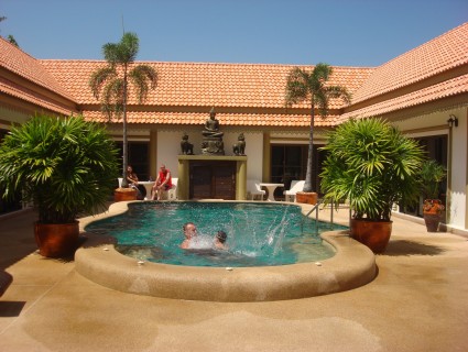 Siam Court