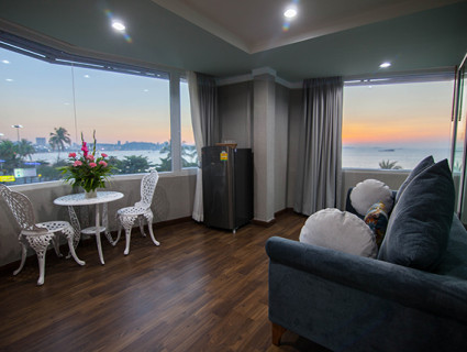 The Beachfront Hotel Pattaya