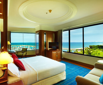 Ocean Marina Yacht Club Hotel