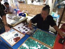 Bo Rai Gems Market nebo Talat Ploy