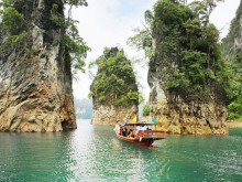 Cheow Lan Lake a Rachaphrapha Dam
