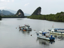 Khao Khanab Nam