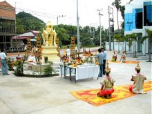 Sawadee Shrine